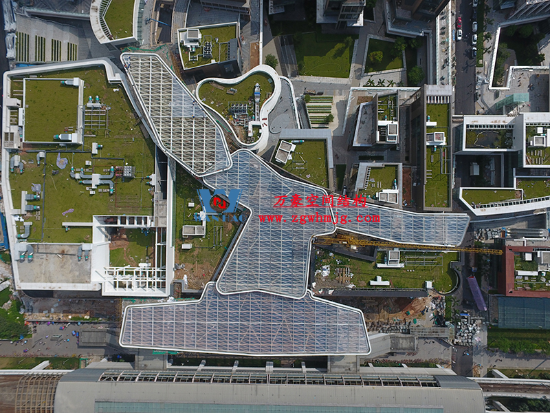 ETFE膜結(jié)構(gòu)為什么被應(yīng)用到建筑立面？用ETFE膜結(jié)構(gòu)屋面有什么好處？