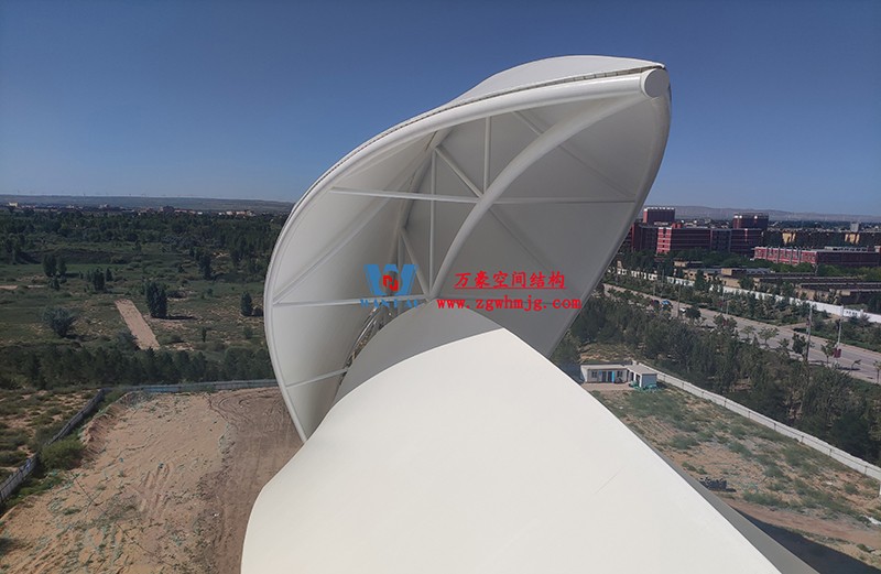 陜西定邊馬蓮灘沙漠公園鋼膜結(jié)構(gòu)工程“奮力快跑”，工程“進(jìn)度條”刷新了!