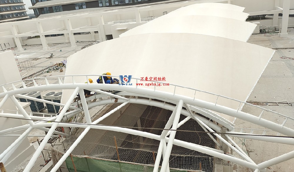 工程進度全速推進，PTFE膜材張拉在即！