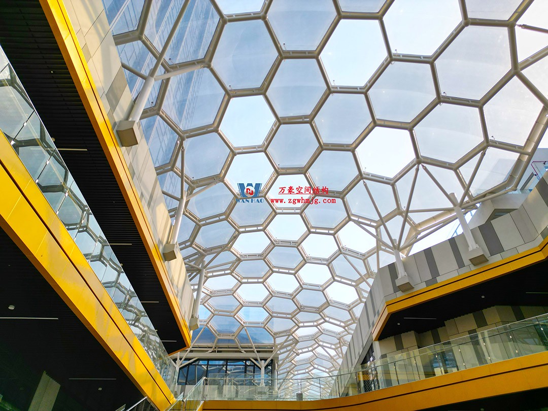 已完工，這個ETFE氣枕商業(yè)天幕閃亮登場！