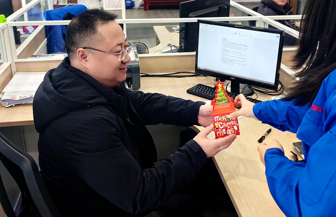 關(guān)愛員工，愛在萬豪|暖心平安夜，傳遞“蘋”安幸福