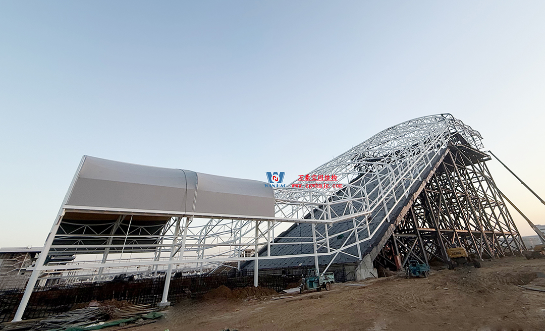 備受青睞的鋼膜結(jié)構(gòu)建筑景觀 備受青睞的鋼膜結(jié)構(gòu)建筑景觀