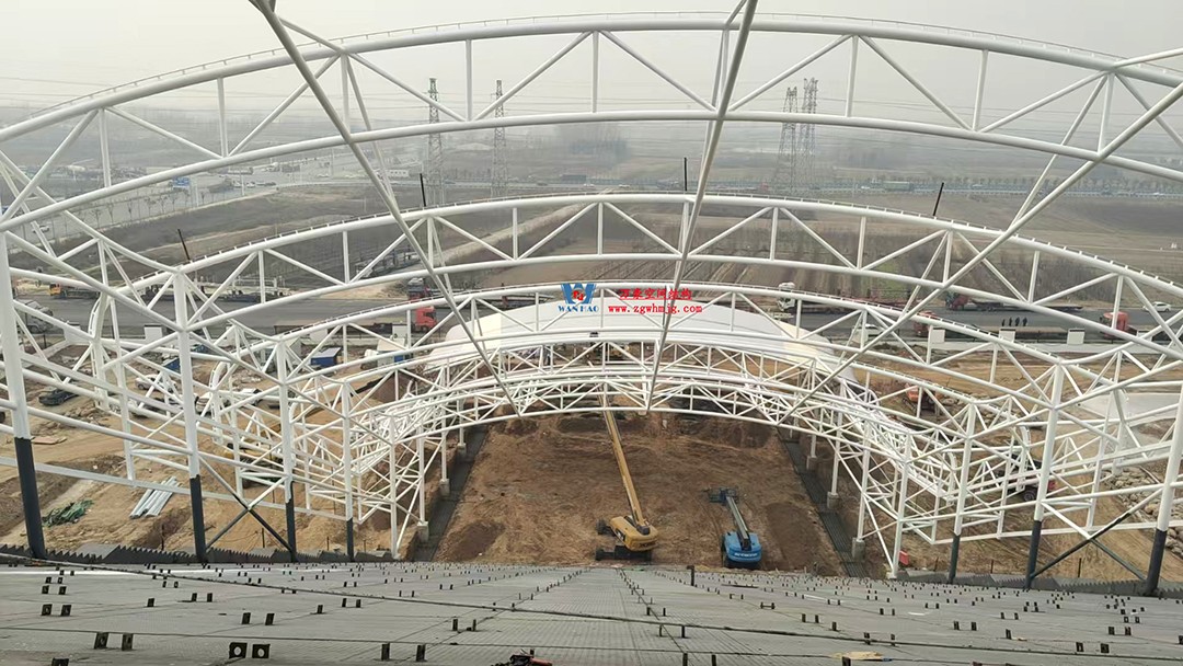 備受青睞的鋼膜結(jié)構(gòu)建筑景觀 備受青睞的鋼膜結(jié)構(gòu)建筑景觀