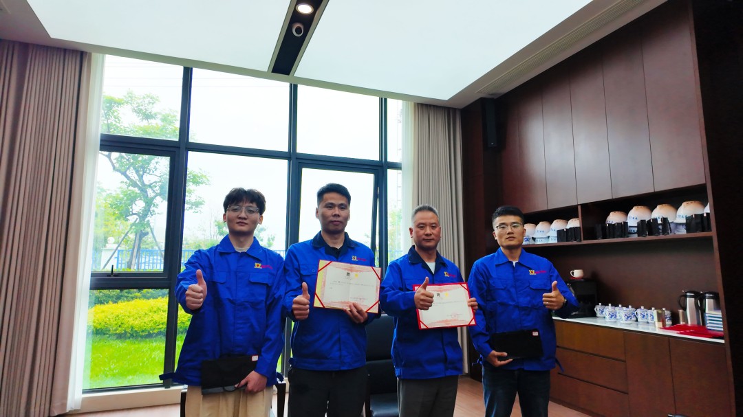 浙江萬豪空間結(jié)構(gòu)集團(tuán)有限公司隆重舉行“匠心傳承·共筑未來”師徒大會！