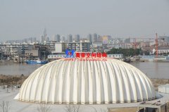 如何選擇合適的張拉膜結(jié)構(gòu)材料？膜結(jié)構(gòu)材料的選擇有哪些注意事項(xiàng)？