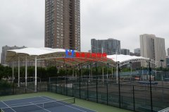 球場膜結(jié)構(gòu)是什么？球場膜結(jié)構(gòu)有哪些特點(diǎn)優(yōu)勢？